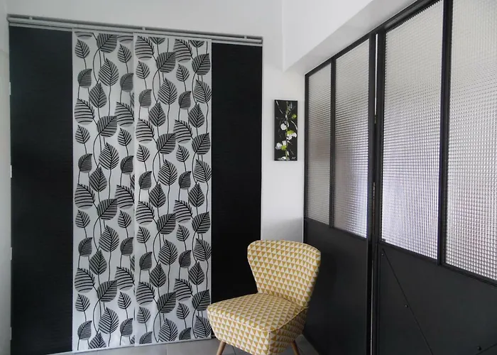 招待所 Les Hortensias 3*